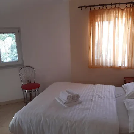 Bartol Apartment